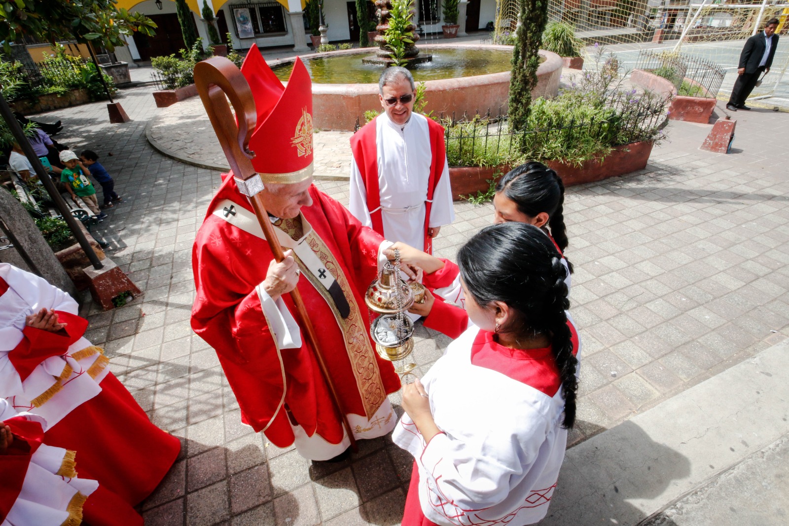 363345434 688338529998879 380689027067243696 n ArzobispadodeGuatemala