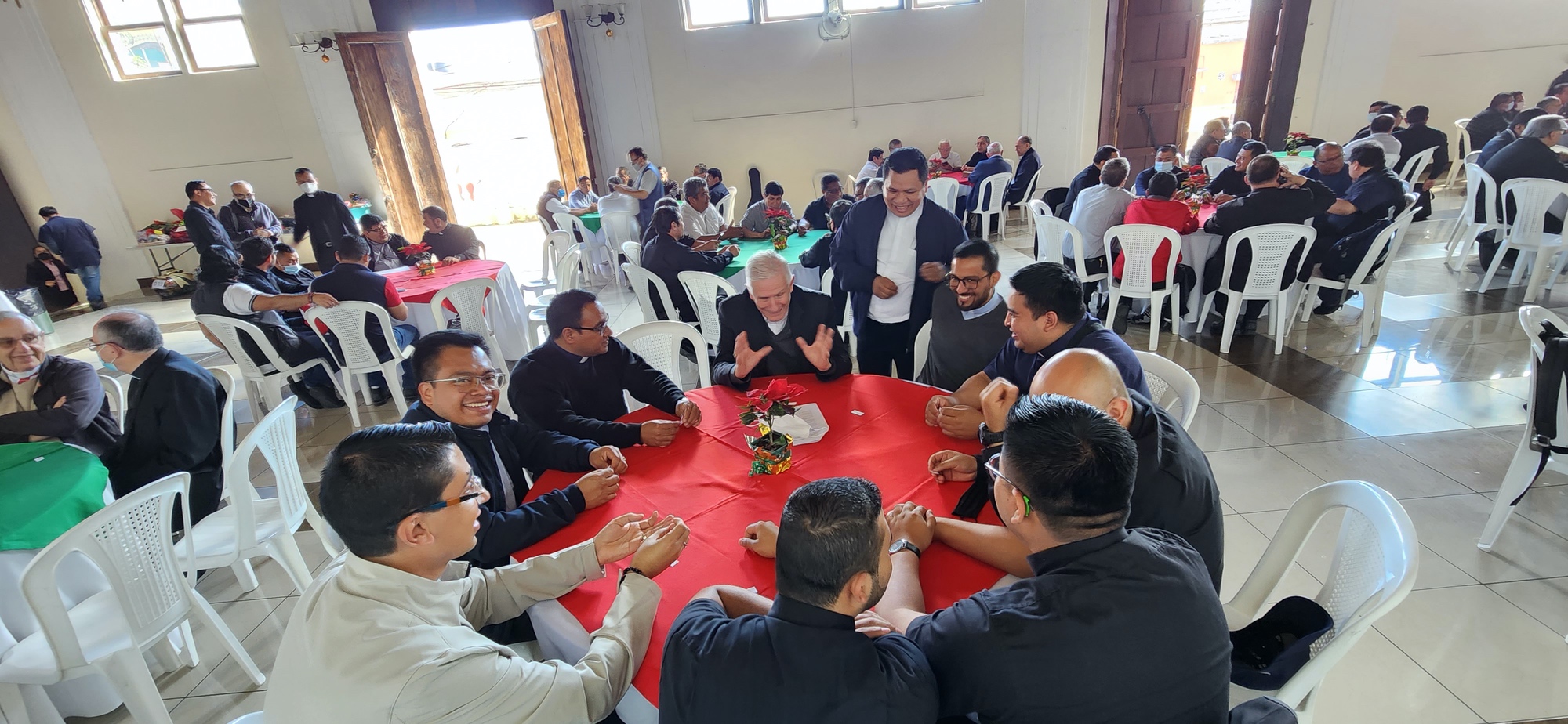 63a48b12368f2e367e165a21 ArzobispadodeGuatemala