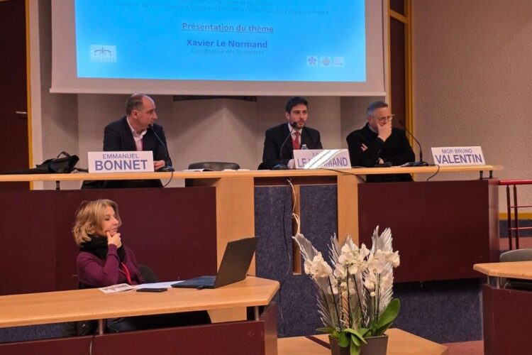 El Papa: En busca de la verdad para ofrecerla incluso a los no creyentes